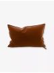 maison-de-vacances-palazzo-velvet-cushion-40cm-x-60cm-main-1.jpg